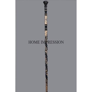 ไม้เท้าตามหลักสรีรศาสตร์พร้อมที่จับที่ทันสมัยเหมาะสำหรับรักษาความสมดุลและความสบายระหว่างการเดินเขาและตั้งแคมป์ - Product Image 3