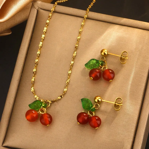 Ensemble collier et boucles d'oreilles à la mode Sweet Cherry Fruit pour femmes en acier inoxydable 304 avec chaîne plaquée or 18 carats pour un cadeau quotidien - Product Image 1