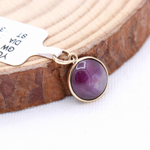 Vente en gros de pendentif en pierre précieuse rubis naturel taillé en or jaune massif 14 carats serti de lunette bijoux faits à la main pour femmes pour les fêtes - Product Image 5