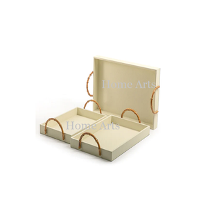 Ensemble de 3 plateaux de service alimentaire de différentes tailles Plateau à chocolats en bois de la plus grande qualité avec poignée pour les meilleures ventes - Product Image 1