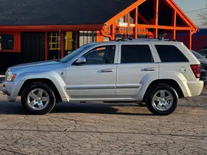 JEEP GRAND CHEROKEE OVERLAND 2006 USADO, Volante a la Izquierda/Derecha - Product Image 4