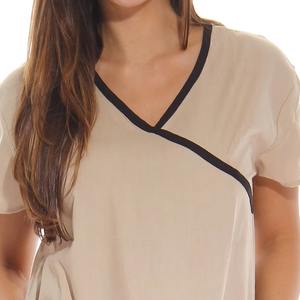 Ensemble de blouses médicales pour femmes, uniforme d'infirmière tendance avec une coupe flatteuse et des poches fonctionnelles - Product Image 6