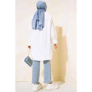 Blusa y camisa elegante de encaje con puños crudos para mujer - Product Image 4