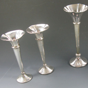 High on Demand Customized Aluminium Flower <b>Vase</b> <b>Sets</b> for Gifting Purpose for Worldwide Export from India - Product Image 3