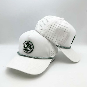 Casquette de baseball avec logo en caoutchouc PVC à 5 panneaux imperméable Gorras chapeau de golf en corde à points perforés découpés au laser et à performance sportive - Product Image 1