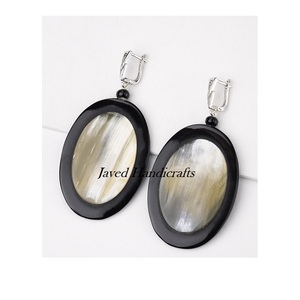 Personalizable mejor calidad pulido cuerno pendiente joyería de moda con diseño geométrico nuevo mejor tamaño personalizado forma artesanía natural - Product Image 6