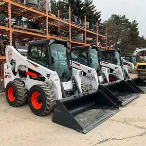 QUALITY Used CASE IH 450CT CRAWLING SKID LOADER and KUBOTA SVL95 SKID STEER LOADER for SALE - Product Image 2