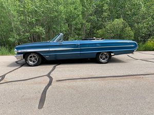 Ford Galaxie 500 Cabriolet d'occasion de 1964 en excellent état, prêt à être expédié - Product Image 4