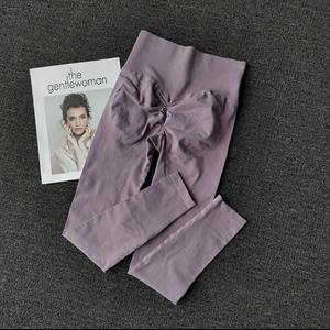 Lo último en mallas de mujer de estilo liso, mallas de cintura alta con logotipo de diseño personalizado para mujer, para ropa informal de gimnasio y Fitness - Product Image 4