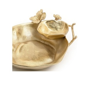 Bol de service de fruits secs en laiton doré de la plus grande qualité Forme et taille personnalisées Design élégant Idéal pour les desserts et les collations - Product Image 2