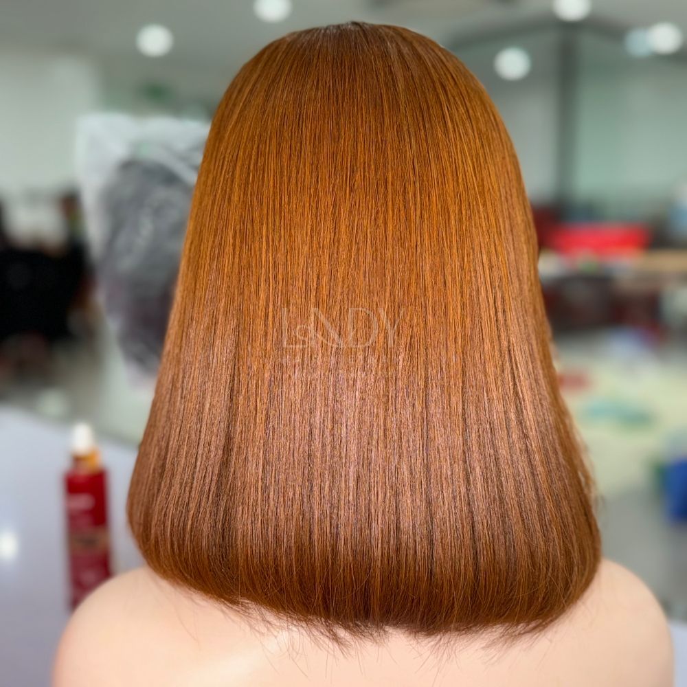 สีน้ำตาล