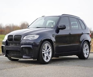 BMW X5 M 2013 con Motor V8 Twin-Turbo, Tracción en las Cuatro Ruedas, Equipamiento de Alta Gama - Product Image 3