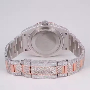 Montre de luxe en diamant Moissanite Cadran arabe unique Mouvement à quartz entièrement glacé Bande d'acier inoxydable Cadran en verre Fenêtre - Product Image 5