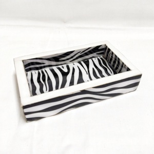 Produits de bain créatifs Ensemble de salle de bain en émail imprimé zèbre inclus avec plateau et support Ensemble distributeurs de savon liquide - Product Image 4