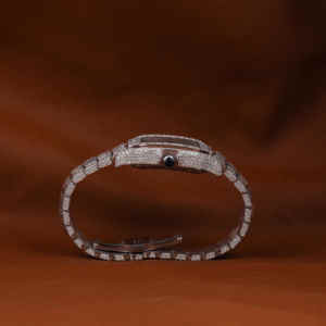 นาฬิกาข้อมือหรูหราแบบทูโทนสำหรับทุกเพศ ประดับเพชรโมอิสซาไนต์ครึ่งหนึ่ง สายยางสีแดงดำ หน้าปัดแสดงวันที่ ระบบควอตซ์ กระจกหน้าปัด - Product Image 5