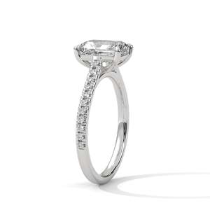 Bague de fiançailles solitaire en diamant de laboratoire taille émeraude 2 carats avec bande pavée en or jaune/rose/blanc 14K/18K/10K – Élégante et cultivée en laboratoire - Product Image 6