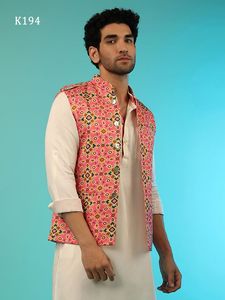 คุณภาพสูงสุดแบบดั้งเดิมอินเดียผู้ชายตรงฟรีขนาดเสื้อผ้าชาติพันธุ์ Kurta แฟชั่น Kurta สำหรับส่งออกทั่วโลก - Product Image 6