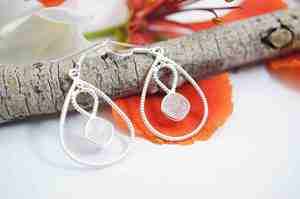925 Sterling Silver <b>Earring</b> Rainbow Moonstone Cushion Shape Faceted Twisted Wire Customized Fine Diamond <b>Pearl</b> <b>Earring</b> - Product Image 3