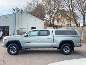 Toyota Tacoma TRD Off Road 2023 Usada en Buen Estado, Doble Cabina LB 4WD, Volante a la Izquierda, Paquete Todoterreno, Paquete Deportivo, Sistema de Navegación - Product Image 2