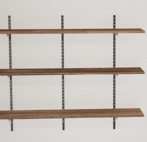 ระบบชั้นวางของไม้ลอยตัว (รางปรับระดับได้) - Product Image 1