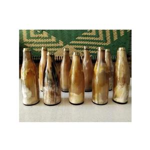 Botella Ligera de Cuerno Natural con Acabado Brillante y Atractivo Decorativo para Almacenamiento de Bebidas Ecológico a un Precio Accesible - Product Image 1