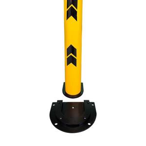 Barrera de Estacionamiento Retráctil de Acero Resistente de 79 cm, Poste de Estacionamiento con Bloqueo para Estacionamiento de Autos - Equipo de Estacionamiento de 3 Piezas - Product Image 4