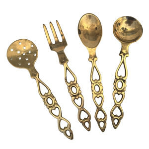 El mejor fabricante de cubiertos indios al por mayor a bajo precio Juego de cubiertos elegantes de acero inoxidable de 4 piezas para uso en fiestas - Product Image 3