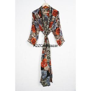 Bata Kimono de Seda de Lujo para Mujer, Diseño Floral Vintage con Parches de Sari, Ropa de Dormir Larga y Suave, Transpirable para Verano - Product Image 1