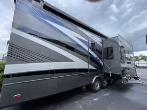 Used 2023 Vanleigh Ambition 399TH Travel <b>Trailer</b> for sale - Product Image 4