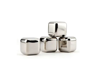 Venta al por mayor de cubitos de hielo de acero inoxidable sostenibles logotipo personalizado reutilizable enfriador de vino piedras respetuosas con el medio ambiente - Product Image 6