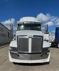 Supper Affordable Heavy Duty Commercial Westerns Star 5700XE <b>Sleeper</b> Semi Used Trucks - Product Image 1