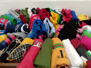 Vente chaude solide broderie personnalisée Flexible à manches courtes anti-rétrécissement organique Streetwear élégant Boxy décontracté col rond t-shirt pour hommes - Product Image 6
