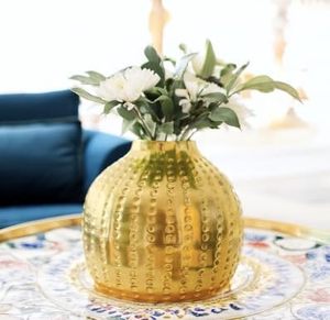 Florero de aluminio contemporáneo con forma geométrica y acabado negro mate adecuado para la decoración del hogar y el hotel de alta gama - Product Image 4
