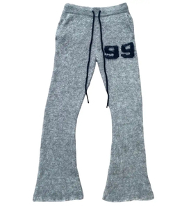 Pantalon de survêtement évasé en mohair doux et chaud d'hiver unisexe en tricot à jambes larges personnalisé OEM pour hommes - Product Image 4