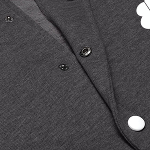 Chaquetas Varsity Personalizadas para Hombre, Diseño Moderno 2026, Patrón Sólido, Precio Accesible, Venta al Por Mayor - Product Image 4