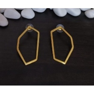 Pendientes de Aro y con Perno de Latón Chapado en Oro Hechos a Mano, Modernos y Elegantes para Fiestas y Bodas - Product Image 3