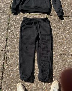 Conjunto de pantalones de chándal y Sudadera con capucha vintage desgastados personalizados, traje de diamantes de imitación de peso pesado cuadrado de gran tamaño lavado con ácido negro recortado - Product Image 3