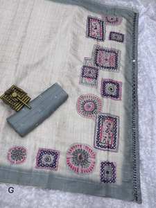 ผ้าส่าหรีผ้าฝ้ายแท้ดีไซเนอร์ผ้าแจ็คการ์ดลายดิจิทัลมีเสื้อแบบ unstitched สำหรับงานแต่งงานงานปาร์ตี้แบบดั้งเดิม - Product Image 3