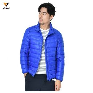 Veste d'hiver personnalisable OEM pour hommes Manteau épais et chaud avec capuche Col montant Style High Street Imperméable pour l'extérieur - Product Image 5