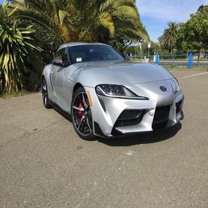 Toyota GR Supra Sedán 1.8 Híbrido Automático Usado 2016-2026, 5 Asientos, Faros LED, Neumáticos R17, Emisión Euro VI, Interior de Tela, En Venta - Product Image 5