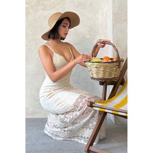 Vestidos Casuales Topshow con Diseño de Encaje de Piedras, Producto al por Mayor - Product Image 5