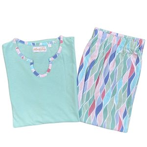 Colección de pijamas Rainbow Nights para mujer - Product Image 1