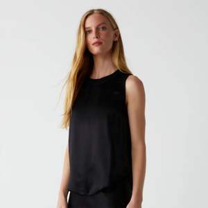 "Robe débardeur décontractée pour femme-Design léger et fluide, parfaite pour les chaudes journées d'été et les sorties de plage décontractées" - Product Image 5