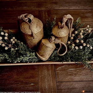 Cloches de vache vintage en métal doré antique cluster faites à la main corde de jute cloche suspendue Shabby Chic décor de vacances de Noël - Product Image 4