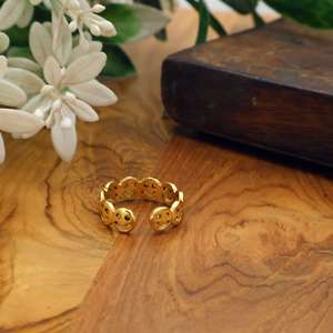 แหวนเปิดรูปหน้ายิ้มสีทอง แหวนน่ารักปรับขนาดได้สำหรับผู้หญิงและเด็กผู้หญิง เครื่องประดับแฟชั่นอินเทรนด์ขายส่ง - Product Image 3