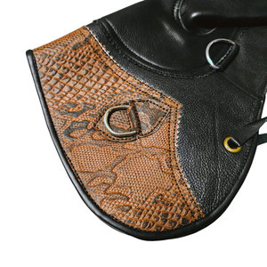 Offre Spéciale de service OEM Gants en cuir de vachette de fauconnerie sur mesure Gants et équipements de fauconnerie en cuir de vachette à 2 couches - Product Image 3