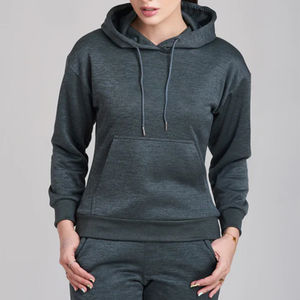 Conjuntos cortos personalizados para mujer, chándal, conjunto de chándal, camiseta, conjunto de pantalones cortos para mujer, ropa de alta calidad hecha en Pakistán - Product Image 4