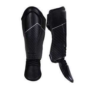 Venta superior Espinilleras para hombre Calidad Premium Diseño único Material de cuero fresco Protección personalizada Venta caliente a bajo precio - Product Image 1