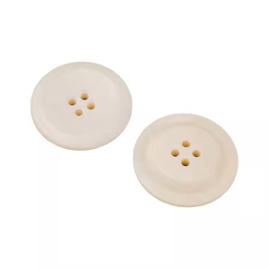 El mejor embalaje Botones de hueso de búfalo de nuevo diseño para prendas y accesorios Técnica pulida Venta caliente - Product Image 4
