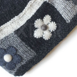 Estilo único fabricado en Pakistán con gorros bordados de tamaño y color personalizados hechos de materiales suaves y duraderos - Product Image 5